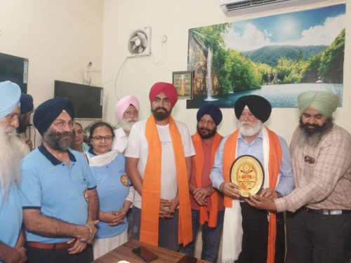 Dr. SP Simgh Oberoi was honored in Firozpur