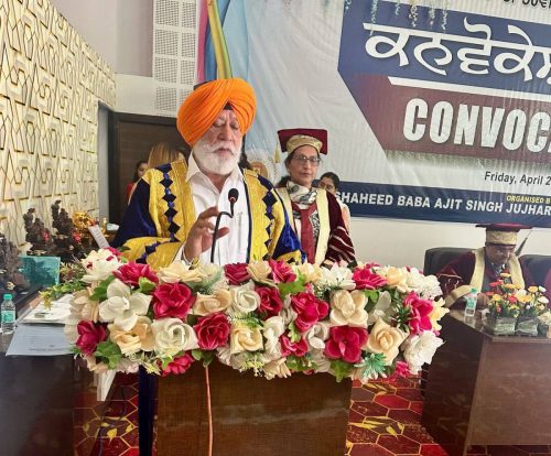 Dr. Oberoi Motivates Bela Graduates, Announces Scholarships